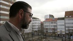 El alcalde observa el desarrollo de las obras de Armas