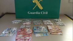 Droga y dinero localizado en la habitaci�n del motel en el que se alojaba el sospechoso