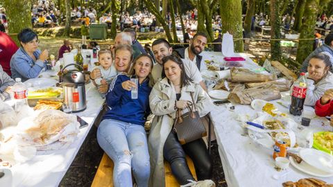 Festa da familia de Berdeogas, en Dumbra