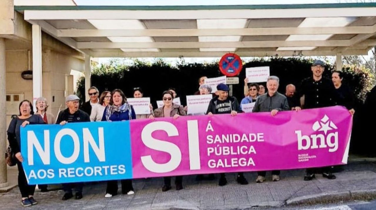 Teo espera por el centro de salud con cubículos en Cacheiras y días sin médico en Os Tilos