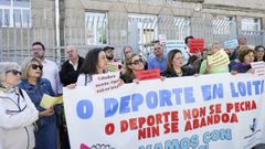 Usuarios se han concentrado para reclamar soluciones