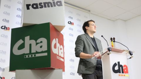 El diputado de Sumar por Chunta Aragonesista en el Congreso, Jorge Pueyo, en una rueda de prensa el pasado 23 de diciembre.