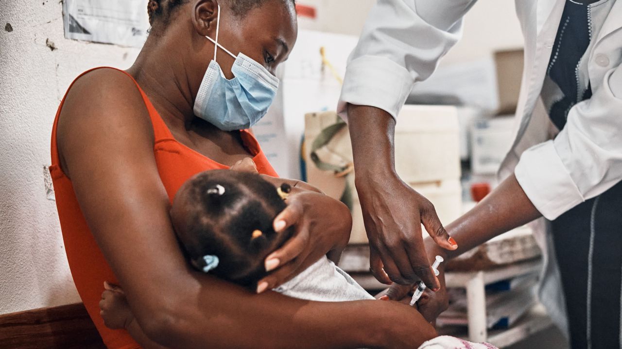 Más de 230.000 niños vacunados contra la neumonía en zonas vulnerables de África