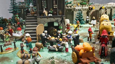 A mostra consta de cinco dioramas con distintas recreacins