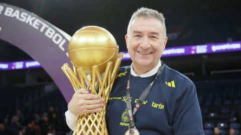 Miguel Mart�nez M�ndez ha ganado t�tulos en cuatro pa�ses diferentes.