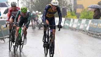 &Oacute;scar Fuentes, poco antes de llegar a la l&iacute;nea de meta