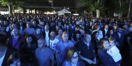 Mucho p�blico, y adem�s durante casi todo el concierto. 