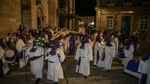 Procesi�n del Cristo da Misericordia en Noia