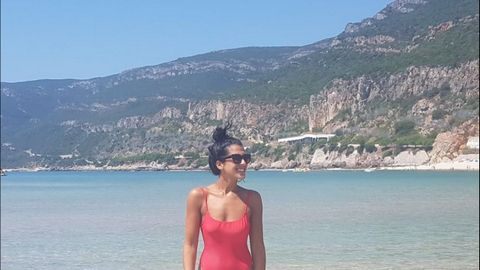 La artista gallega en la costa portuguesa