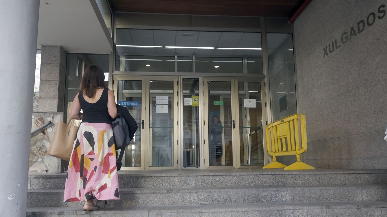 Una madre monoparental consigue en Ferrol 26 semanas de prestación por maternidad