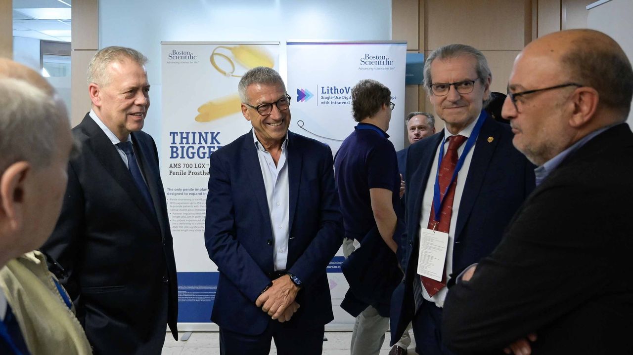 Médicos de familia, urólogos y traumatólogos eligen A Coruña para sus congresos autonómicos