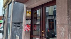 Entrada del inmueble en el que se produjo la reyerta