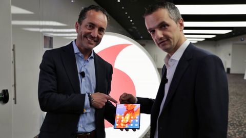 El grupo Vodafone ha llegado a acuerdos con cuatro proveedores para el suministro de smartphones 5G en un futuro