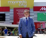 Souto, en la plaza central del complejo comercial. 