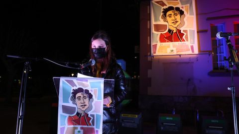 Acto en Carballo: inauguraci�n dunha ilustraci�n, lectura de poemas e actuaci�n do grupo Quercus Blues