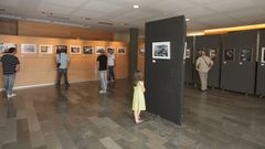 <span lang= gl >Exposici�n organizada polo colectivo Os Negativos na sala multiusos do Concello de Viveiro, en imaxe de arquivo</span>