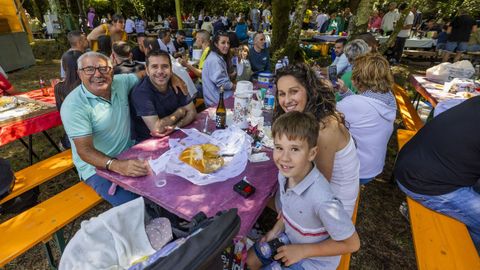 Festa da familia de Berdeogas, en Dumbra