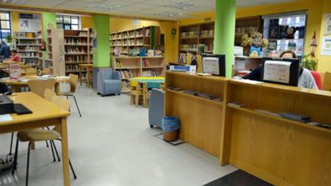 Biblioteca pblica Sara Surez Solis, en el barrio de Pumarn de Oviedo