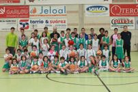 En la imagen los cuatro equipos de minib�sket del Santa Baia.