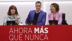 Cristina Narbona, Pedro S�nchez y Mar�a Jes�s Montero, en la reuni�n de la comisi�n ejecutiva federal del PSOE.