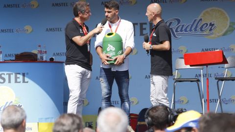 El ganador de un Tour, Oscar Pereiro, estuvo en la salida de la prueba