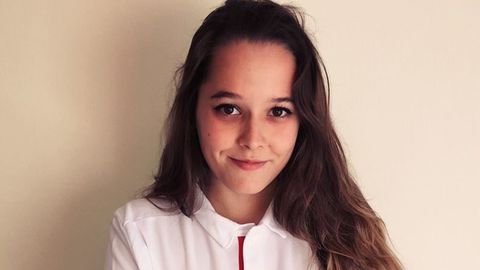 Olaya Laviana �Hellotailface�