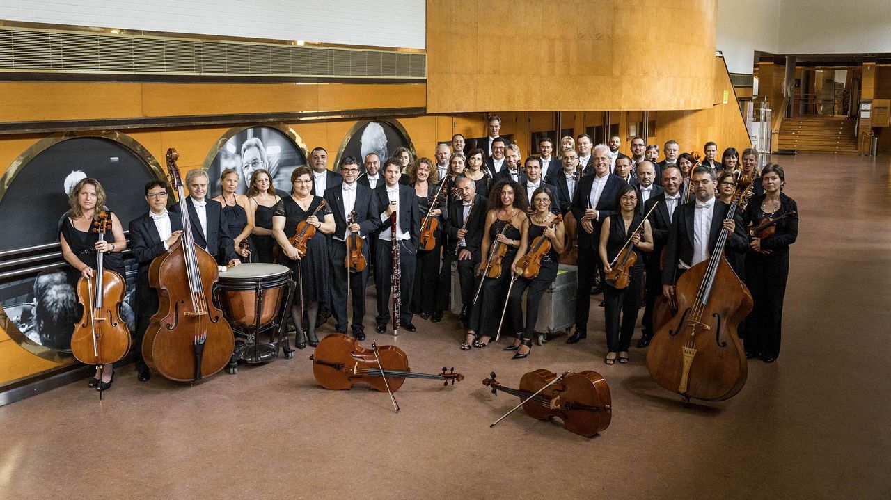 La Real Filharmonía de Galicia actúa hoy en el auditorio de Vilagarcía