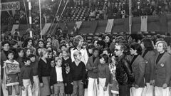 Visita de la reina Sof�a al Circo de los Muchachos a principios de los a�os 80
