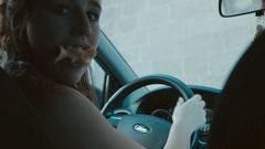 A actriz Cris Iglesias encarna a Luc�a, unha moza de 25 anos que vai buscar ao seu irm�n ao conservatorio