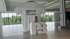Presentacin del festival Wake Up Weekend Pull and Bear en las instalaciones de la firma, en Narn.