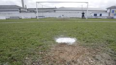 Imagen de archivo de una porter�a desde el punto de penalti.