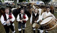 Las fiestas de As San Lucas atraen a numerosos visitantes a Mondo�edo en octubre. 