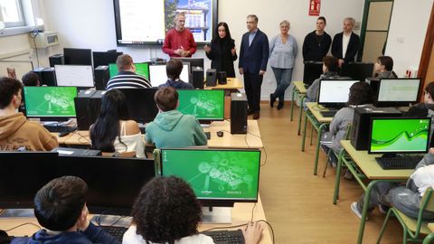 La Diputaci�n y el Citic inauguran en el IES Agra do Orz�n un programa sobre inteligencia artificial generativa en los institutos de la provincia