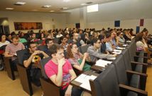 El encuentro se celebr� con �xito de asistencia en el Aula Magna de la Facultade de Biolox�a. 