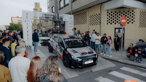 Las mejores imgenes del Rali Comarca do Carballio.La ceremonia de salida y el tramo espectculo abrieron la carrera carballiesa