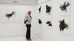 Exposici�n del pintor Marcos Viso, en el espacio de arte Roberto Verino.