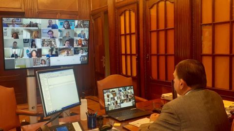 Pleno telem�tico del mes de julio en Oviedo