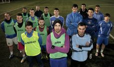 <span lang= es-es >El bloque</span>. En la �ltima fila est�n: Choco, I�aki Tembra (t�cnico), Denis Cascallar, Nacho (segundo entrenador) y Yago; delante de ellos, Joshi, Pablo Mato, Curu, Juan, Rial y Manu; delante, Bali�o y Richi; por �ltimo, en la primera fila, se encuentran Manu Treus, Sera y Joni. 