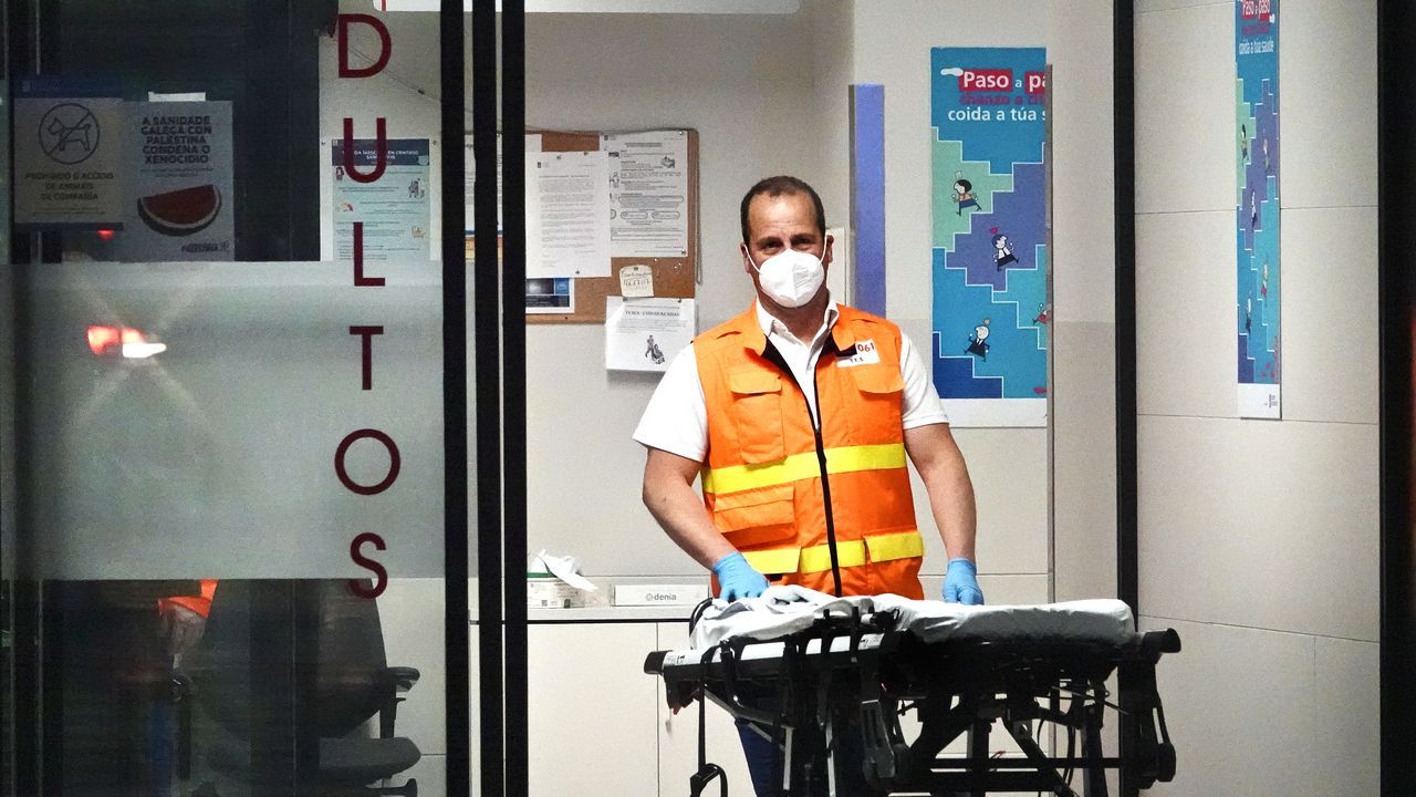 Más de 3.200 personas hospitalizadas por gripe en Galicia desde que empezó la temporada