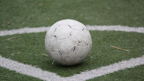 Imagen de archivo de un bal&oacute;n de f&uacute;tbol.