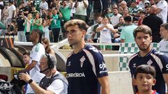 El jugador del Celta �lvaro N��ez, en el momento de saltar al c�sped para disputar el duelo ante el Omonia.