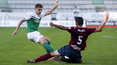 El Racing-Pontevedra de la primera vuelta ya fue muy igualado (1-0)