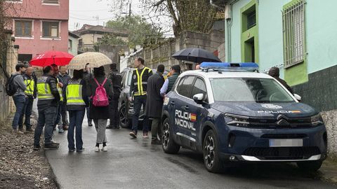 La Polica Nacional investiga el hallazgo de restos humanos, entre los que se encuentran, al menos, dos piernas, en la localidad de La Felguera, en Langreo,