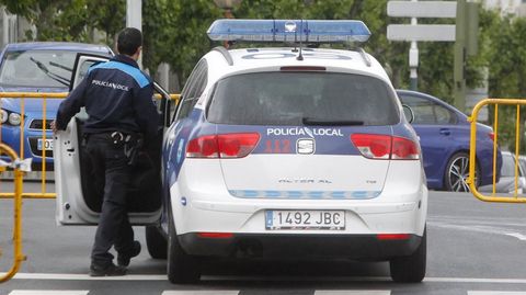 Patrulla de la Policía Local de Ferrol, en una foto de archivo.