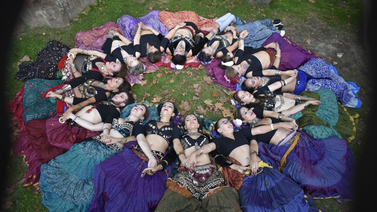 Vigo se une a una «flashmob» mundial de danza tribal