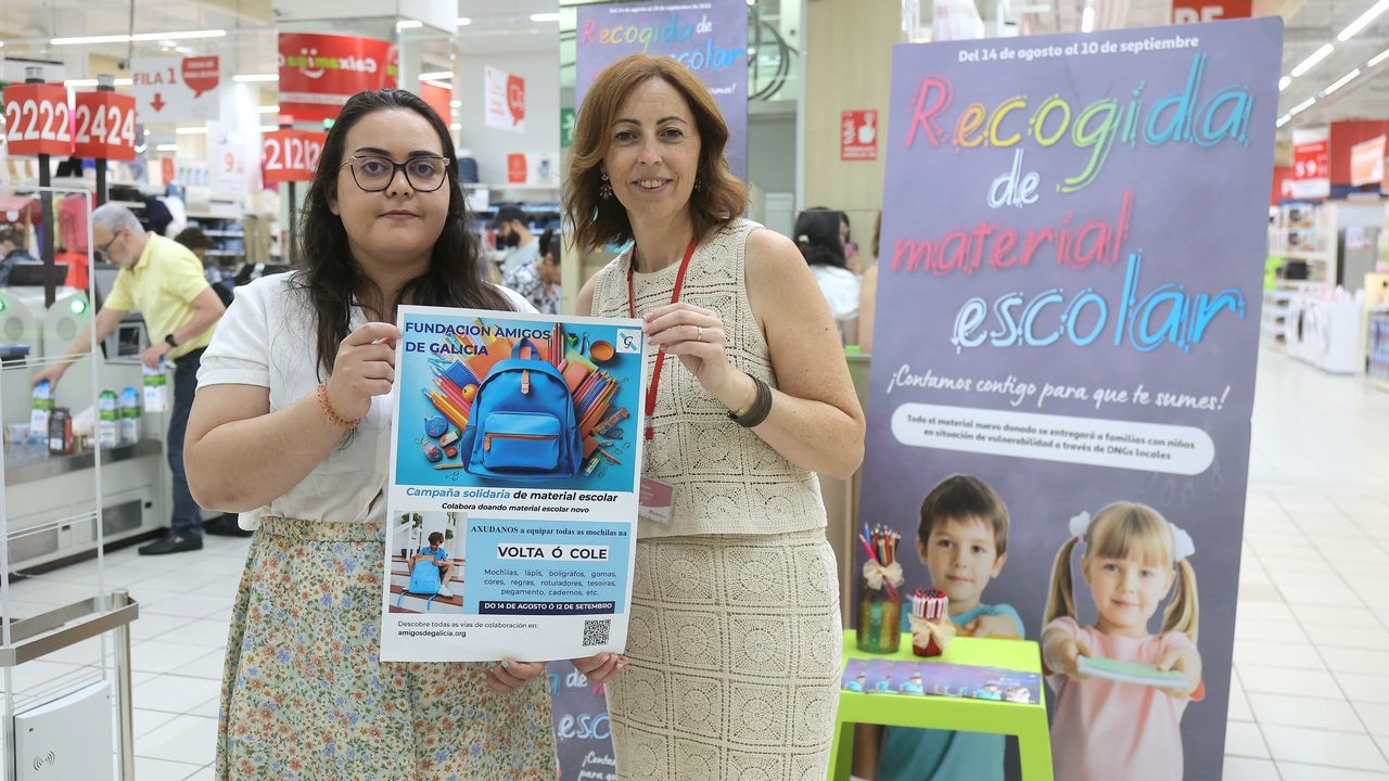 Arranca en Santiago la nueva campaña solidaria de recogida de material para el nuevo curso