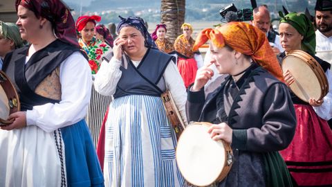 Las agrupaciones se concentraron en la Alameda, de donde parti� el desfile
