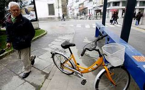 Imagen de archivo de la base de la Praza de Ferrol, la nica que est dentro de la Muralla.