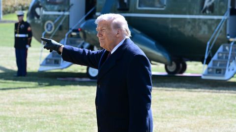 El presidente de Estados Unidos, Donald Trump, ha anunciado el comienzo de �una gran operaci�n de combate� contra las principales instituciones de Ir�n