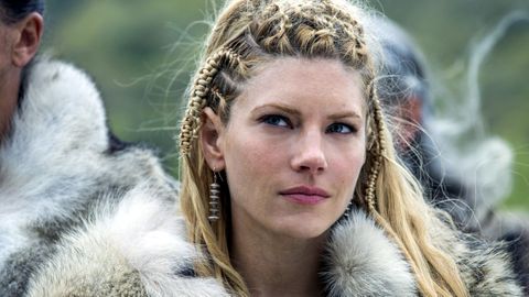 La actriz Katheryn Winnick, caracterizada como Lagertha